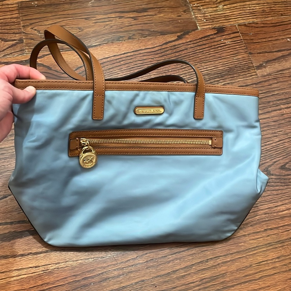Michael Kors Purse. used once